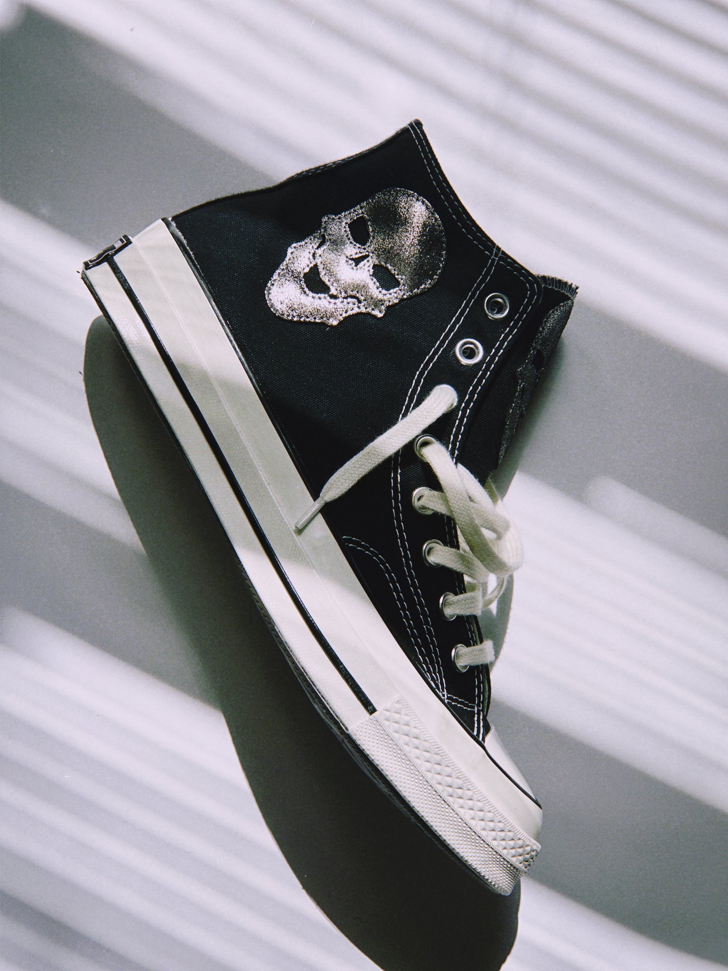 Silver Skull Converse